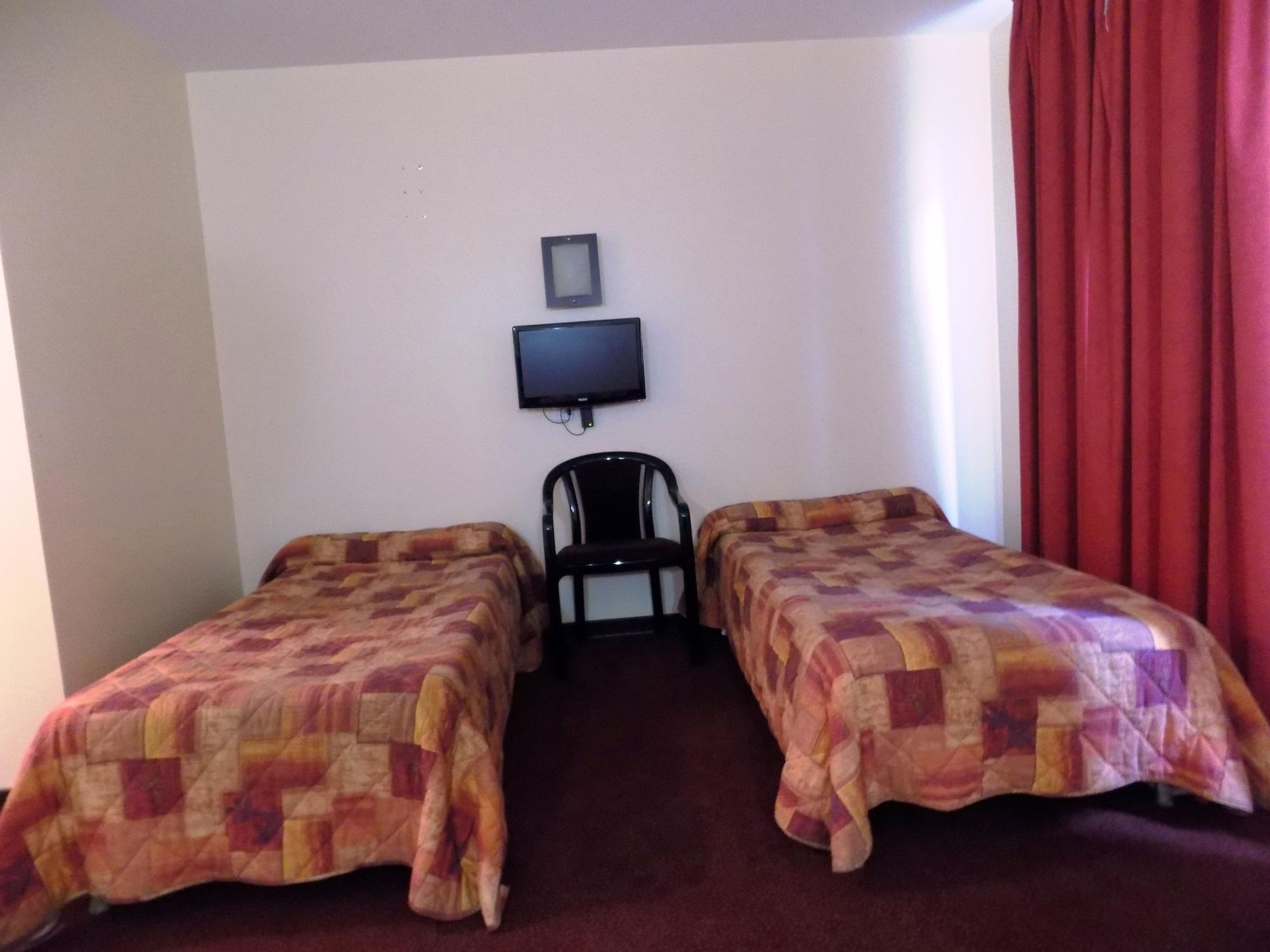 Hotel Estival Arriel ลูร์ด ภายนอก รูปภาพ