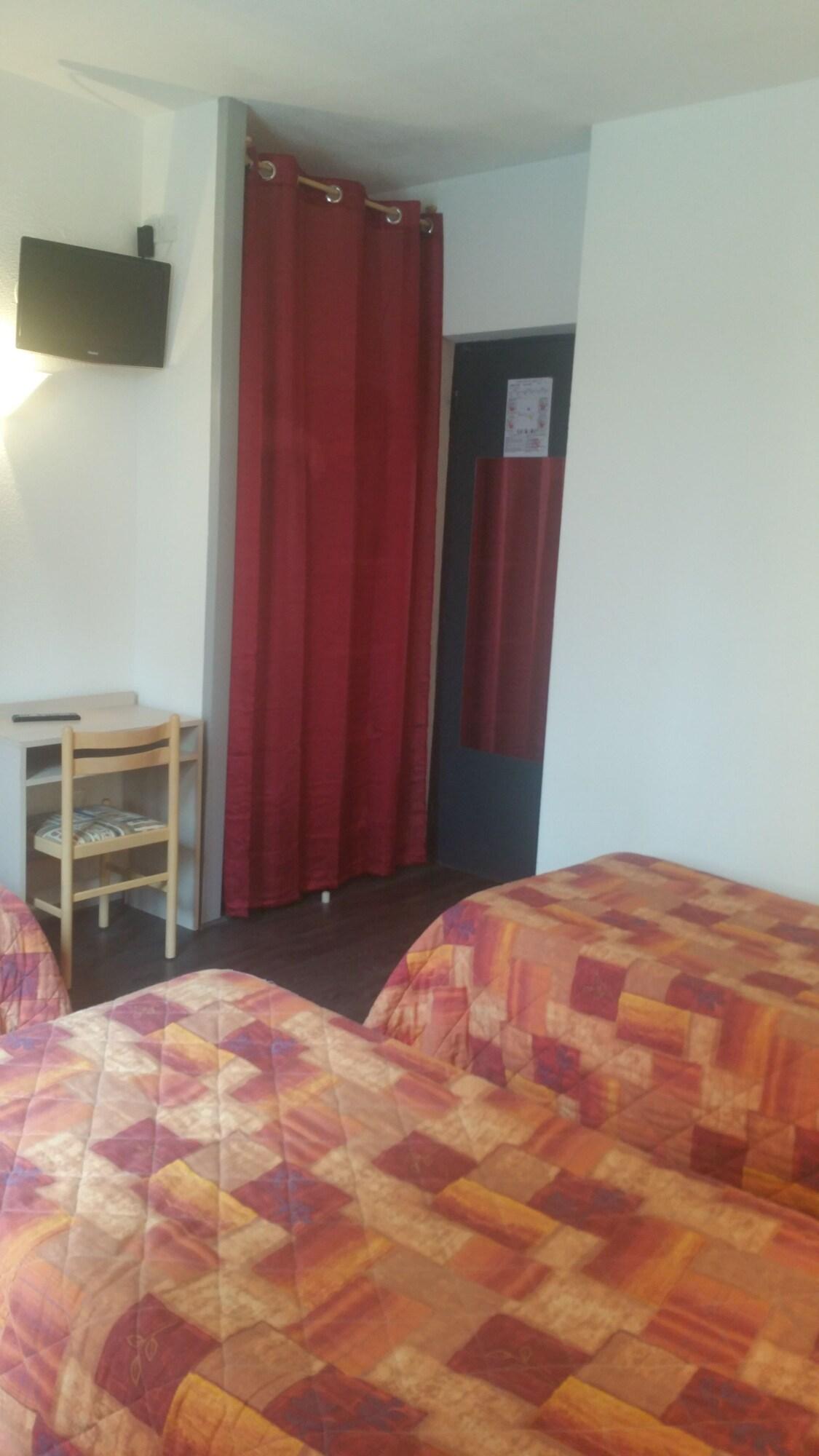 Hotel Estival Arriel ลูร์ด ภายนอก รูปภาพ