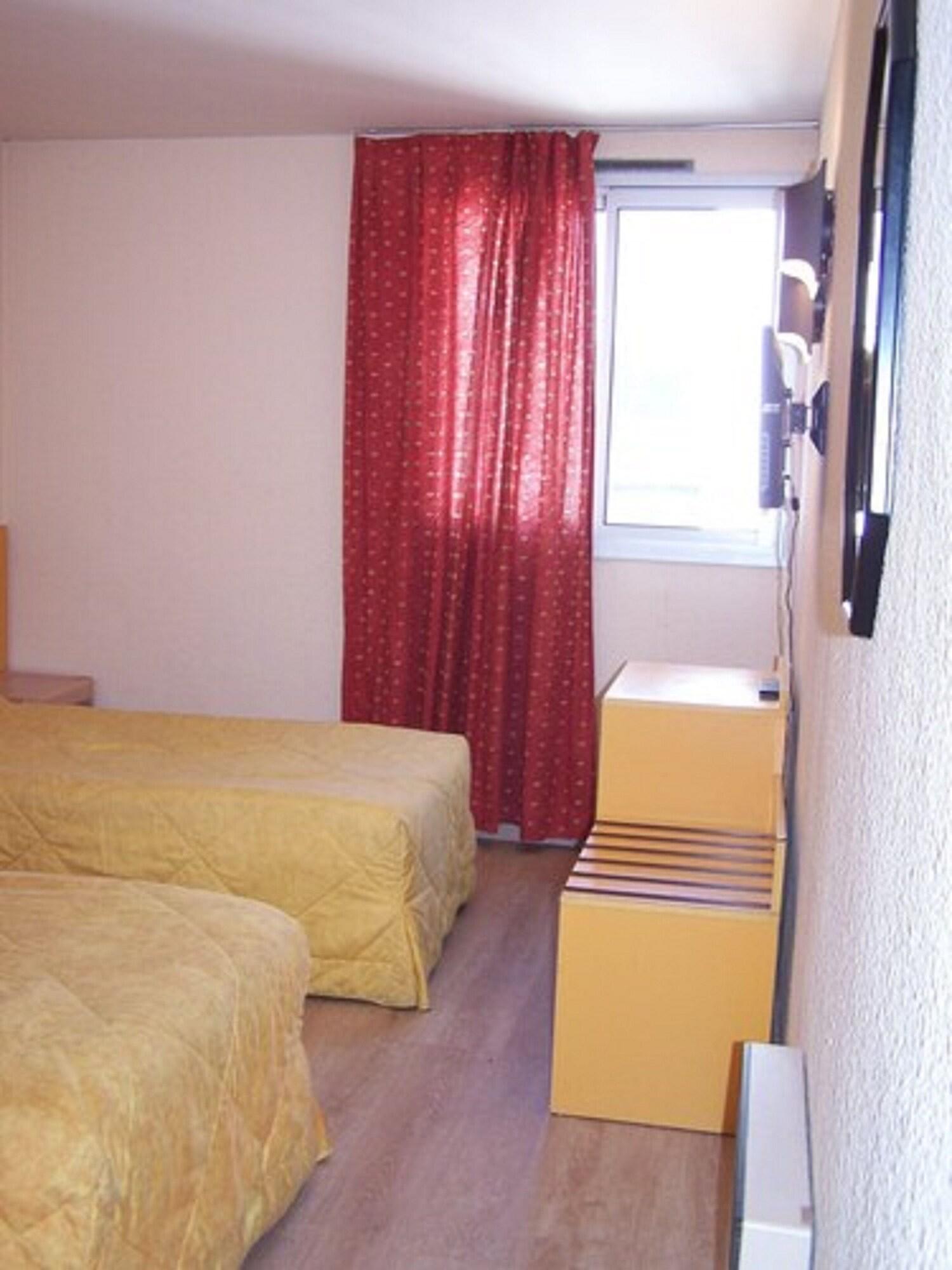 Hotel Estival Arriel ลูร์ด ภายนอก รูปภาพ