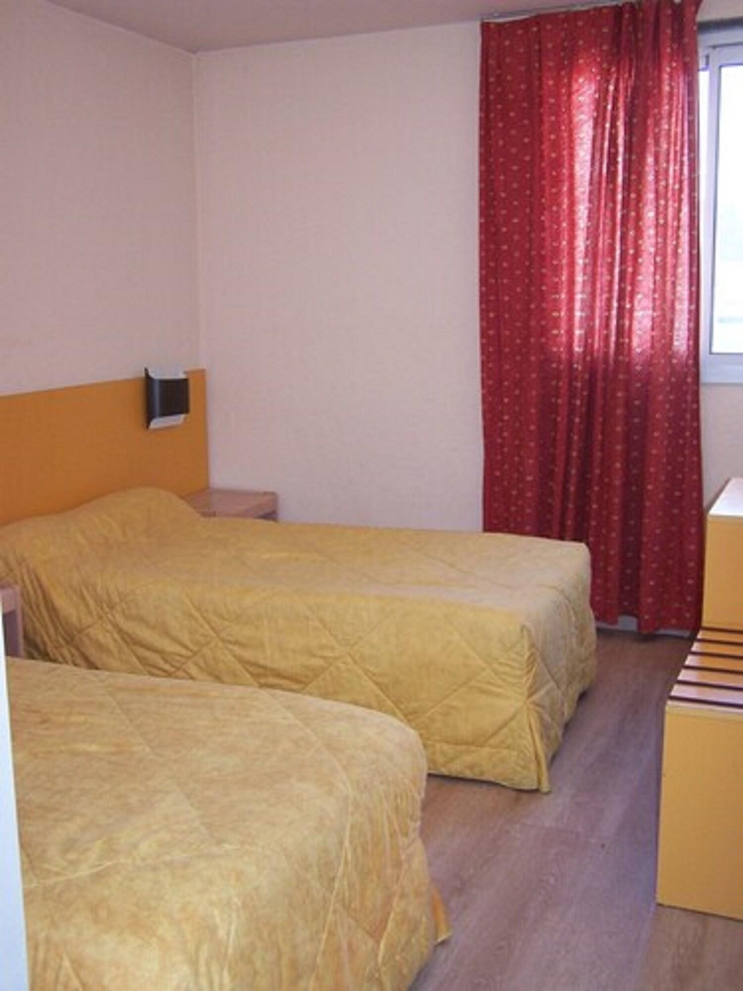 Hotel Estival Arriel ลูร์ด ภายนอก รูปภาพ