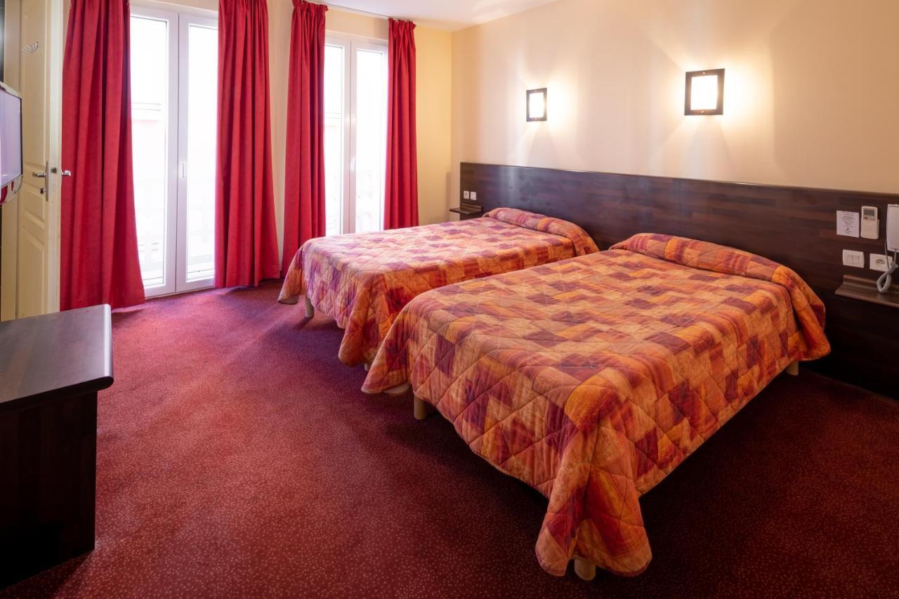 Hotel Estival Arriel ลูร์ด ภายนอก รูปภาพ