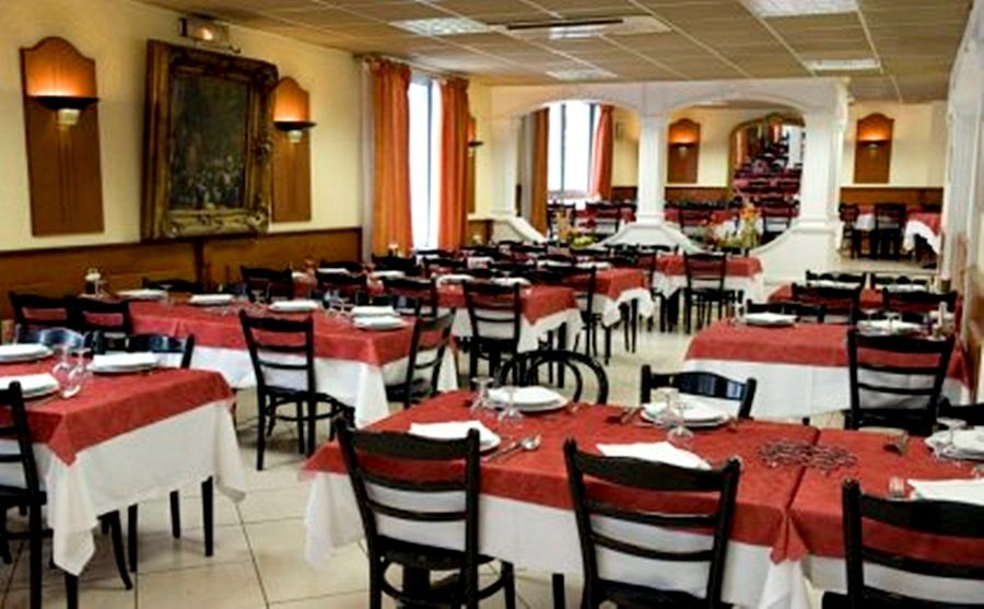 Hotel Estival Arriel ลูร์ด ภายนอก รูปภาพ